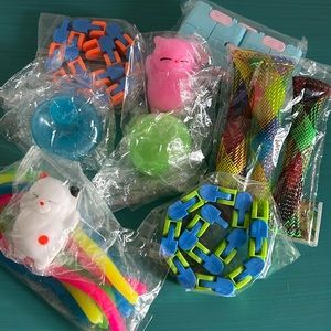 New Kids Adults Unisex 14 Piece Fidget Toy Stocking Stuffer Gift Set Bundle